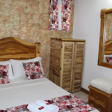 Hotel Las Guacamayas Guatapé Buitenkant foto