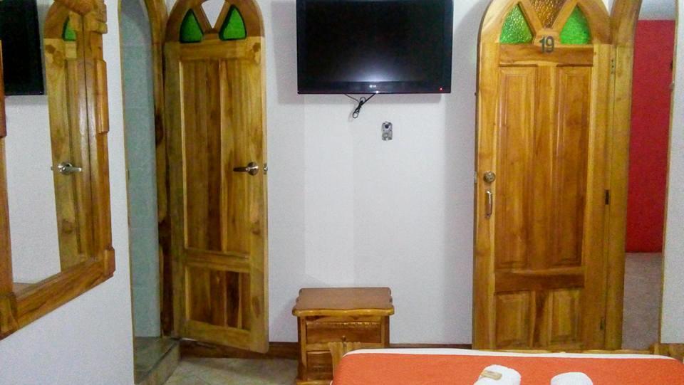 Hotel Las Guacamayas Guatapé Buitenkant foto