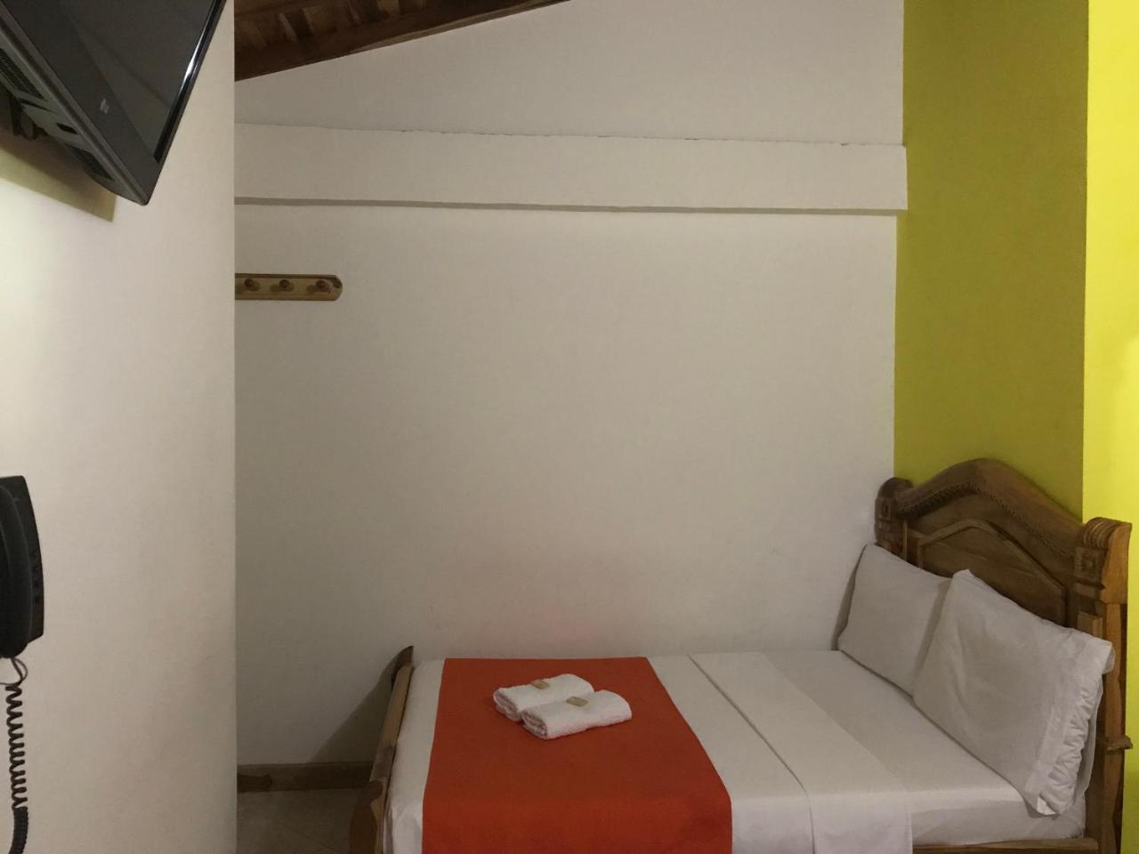 Hotel Las Guacamayas Guatapé Buitenkant foto