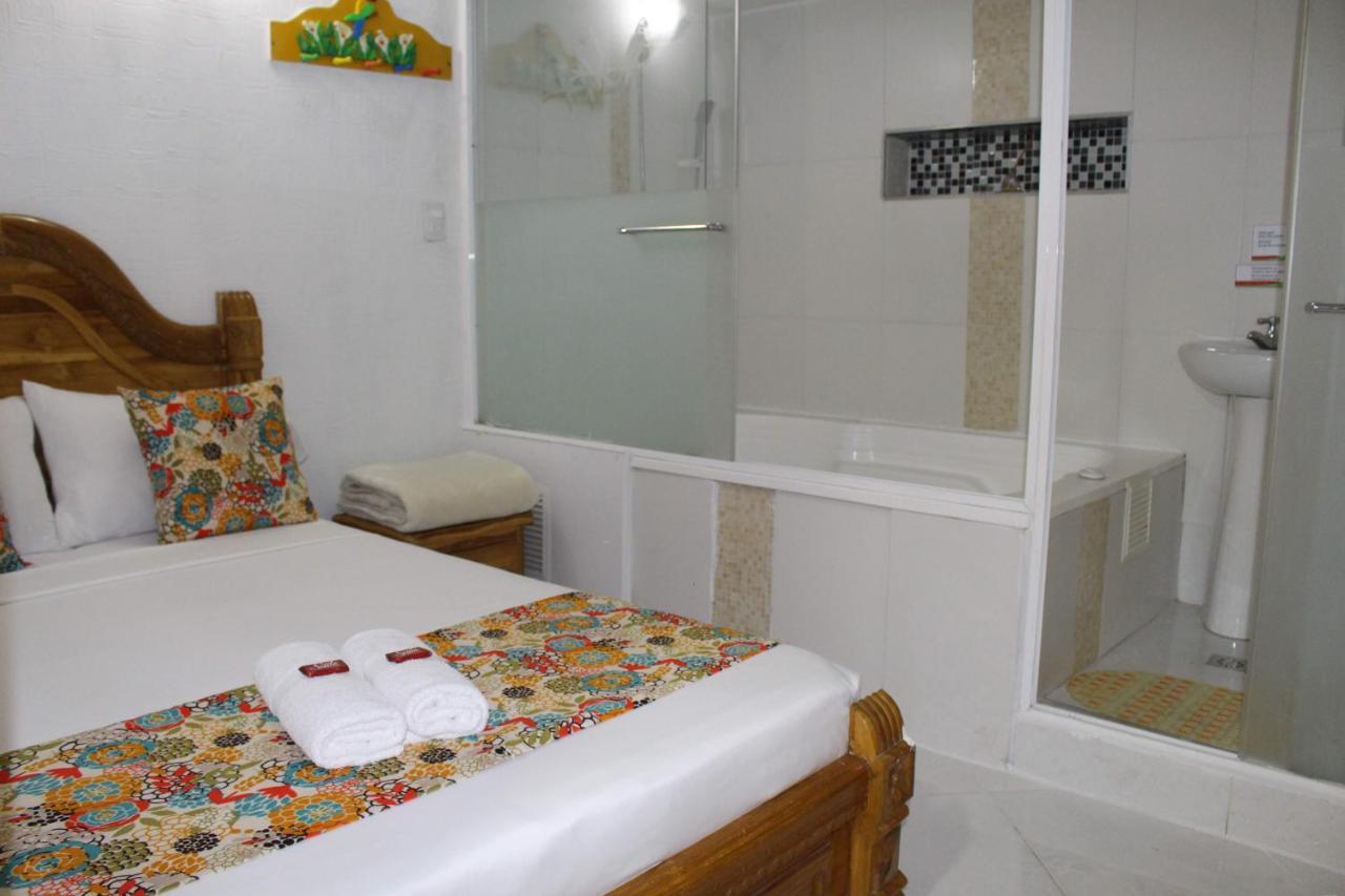 Hotel Las Guacamayas Guatapé Buitenkant foto